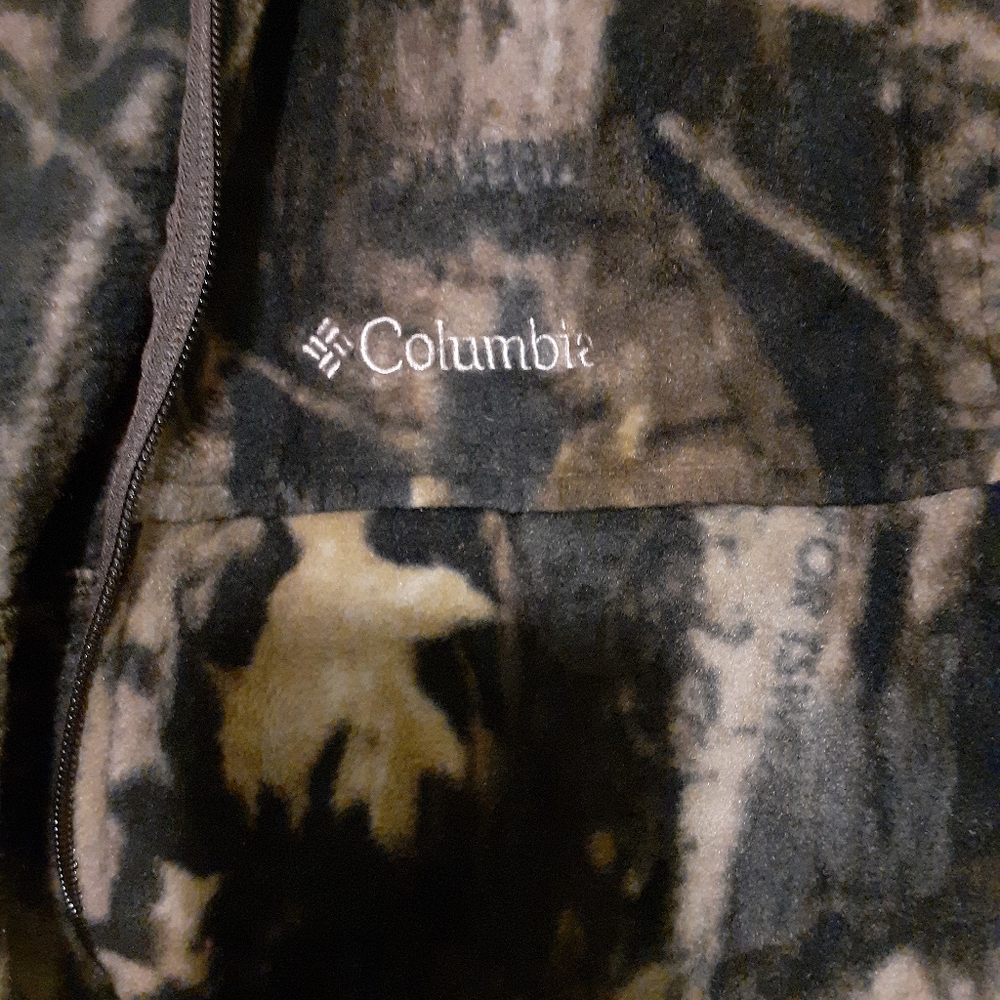 Fleece - Picture 1 of 2